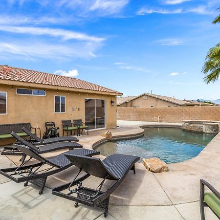 Pacifica Sur By Avantstay Pool Hot Tub Gazebo Indio Exterior photo